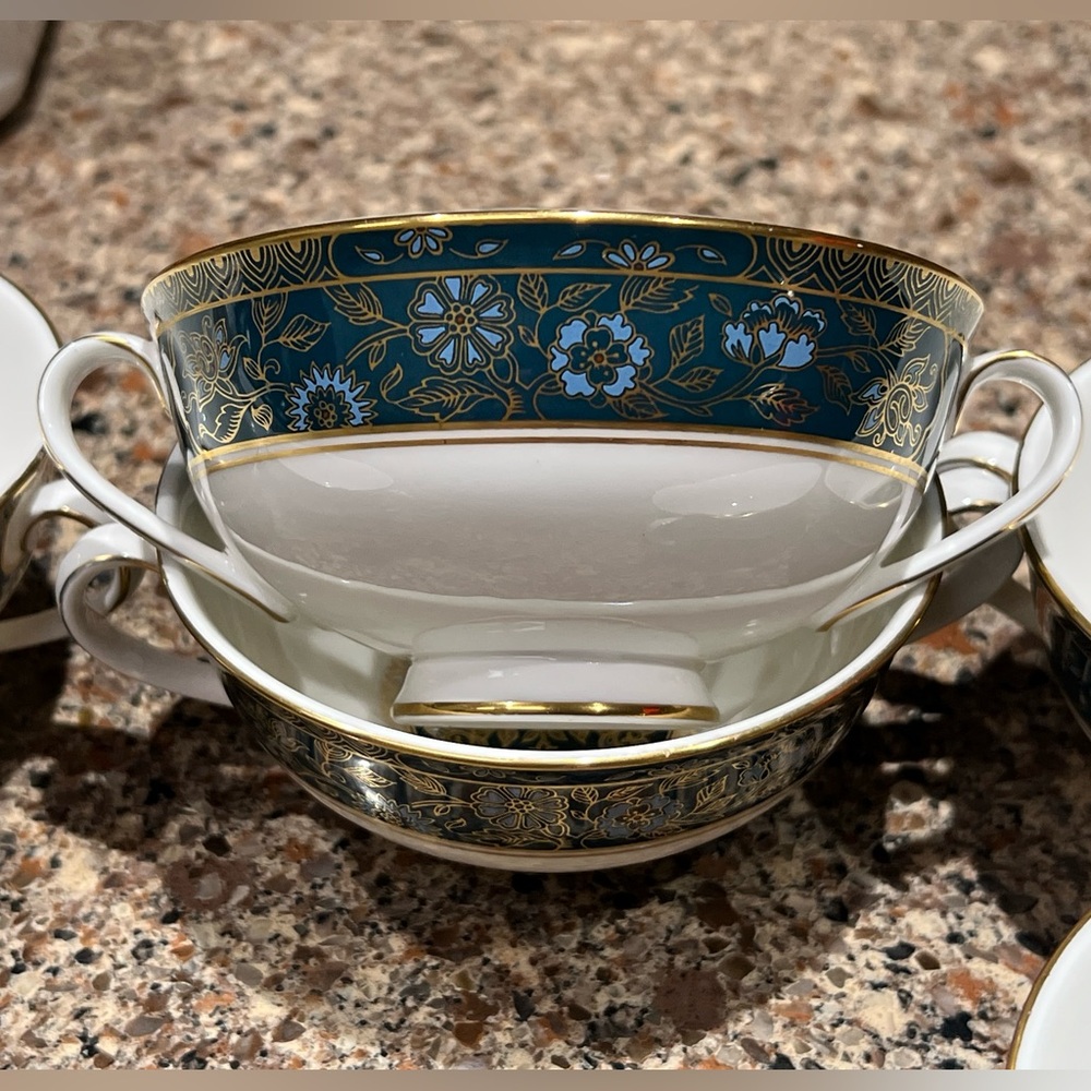 7 Royal Doulton Carlyle H5018 Cream Soup Bowls!!! Excellent Used Condition